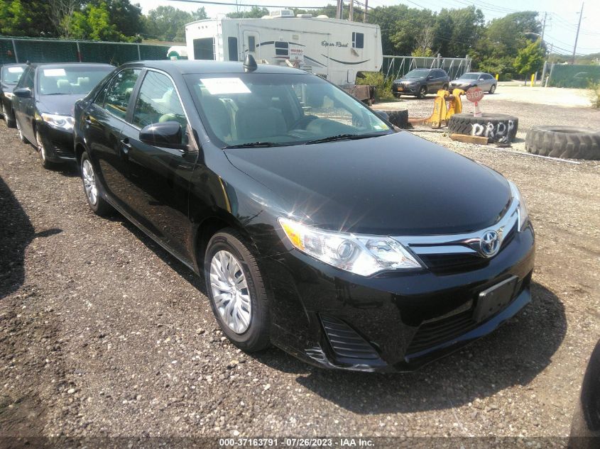 2014 TOYOTA CAMRY HYBRID LE/XLE/SE LIMITED EDITION - 4T1BD1FK7EU128050