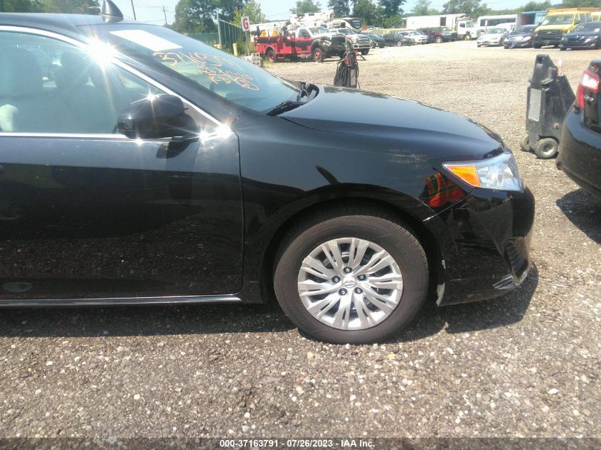 2014 TOYOTA CAMRY HYBRID LE/XLE/SE LIMITED EDITION - 4T1BD1FK7EU128050