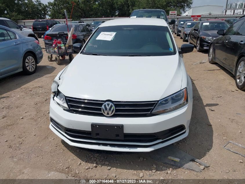 2015 VOLKSWAGEN JETTA SEDAN 2.0L S W/TECHNOLOGY - 3VW2K7AJ0FM262493