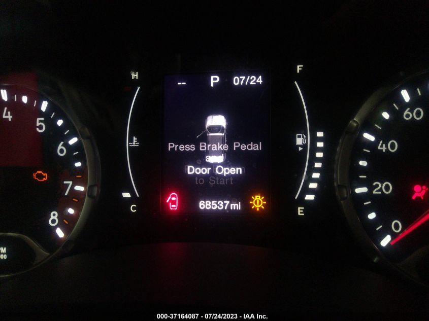 2016 JEEP RENEGADE LATITUDE - ZACCJBBT6GPD21946