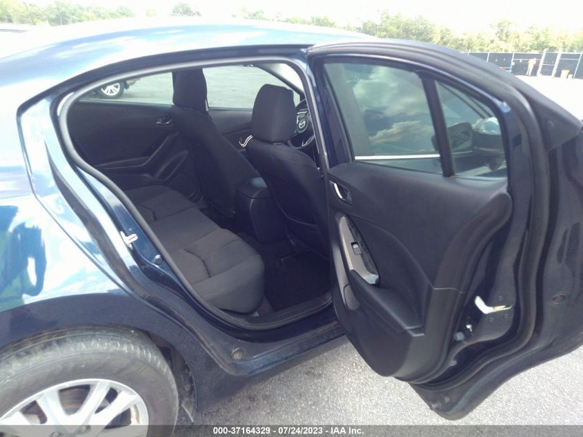 2018 MAZDA MAZDA3 4-DOOR SPORT - 3MZBN1U77JM240438