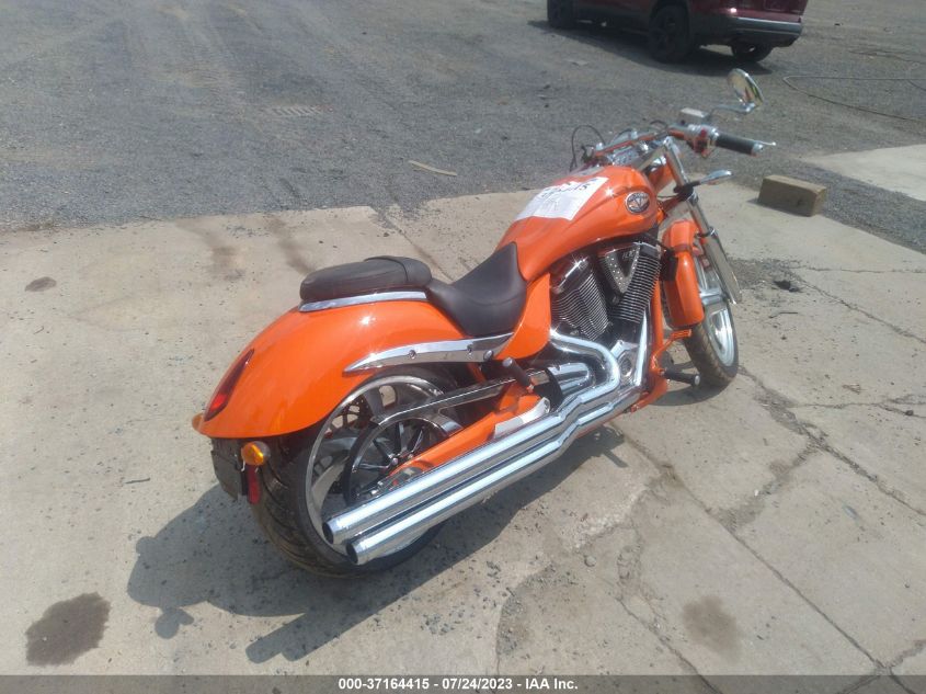 2007 VICTORY MOTORCYCLES VEGAS JACKPOT - 5VPXB26DX73007126