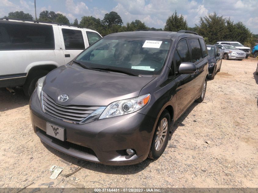 2017 TOYOTA SIENNA XLE AUTO ACCESS - 5TDYZ3DC1HS884991