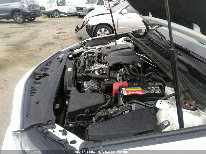 2020 TOYOTA CAMRY LE - 4T1L11AK2LU906546