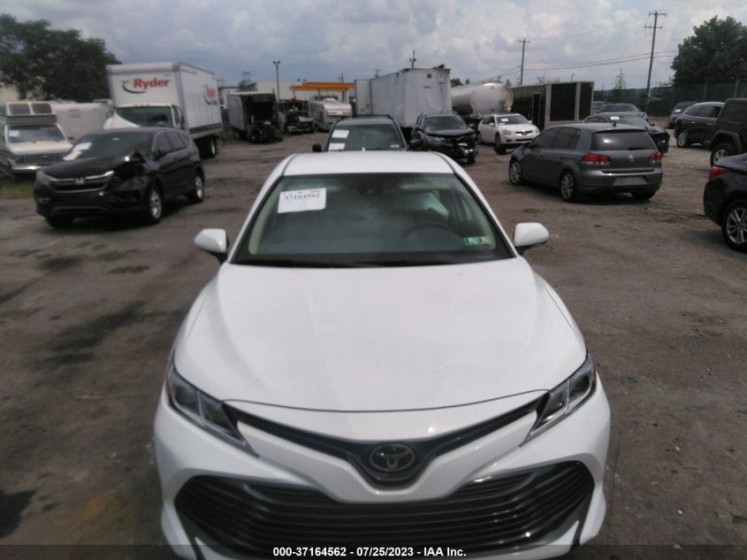 2020 TOYOTA CAMRY LE - 4T1L11AK2LU906546
