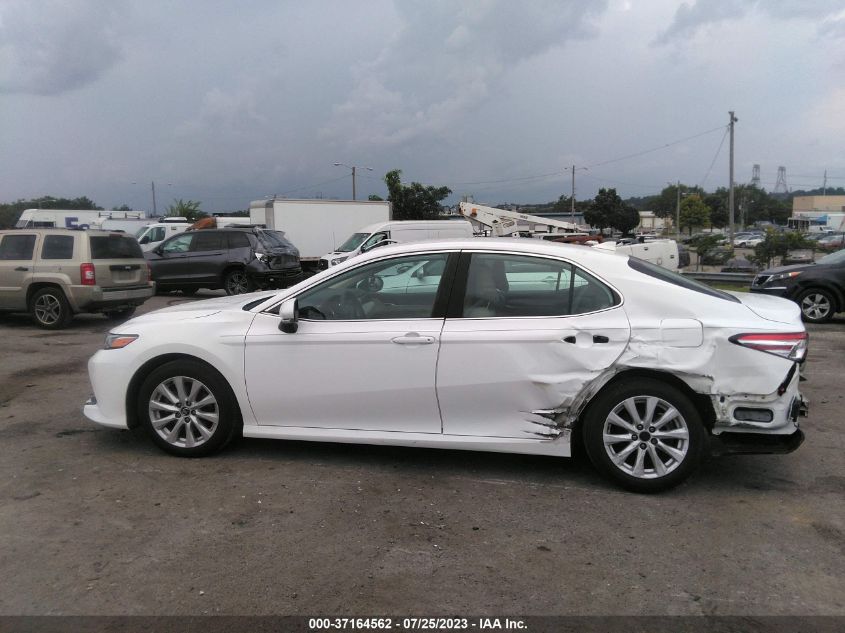 2020 TOYOTA CAMRY LE - 4T1L11AK2LU906546