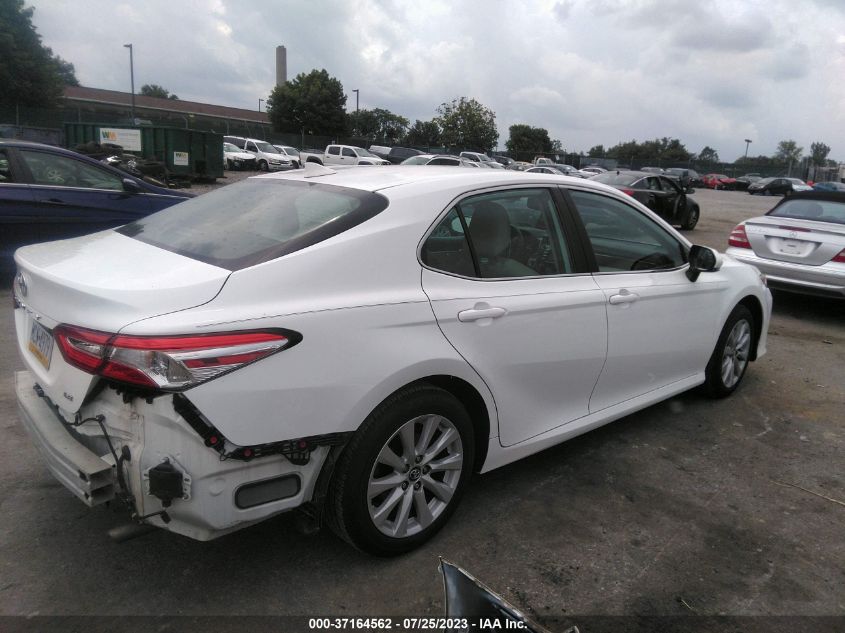 2020 TOYOTA CAMRY LE - 4T1L11AK2LU906546