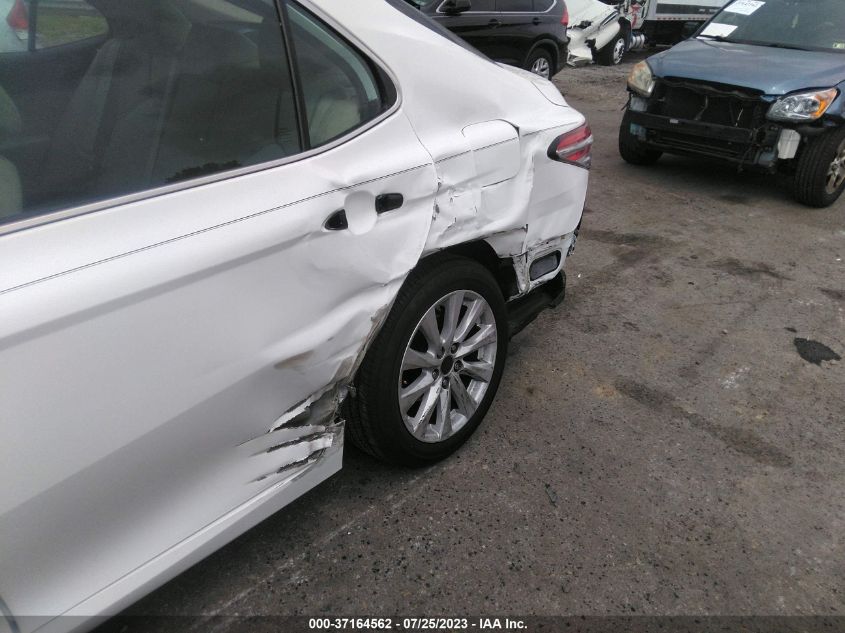 2020 TOYOTA CAMRY LE - 4T1L11AK2LU906546