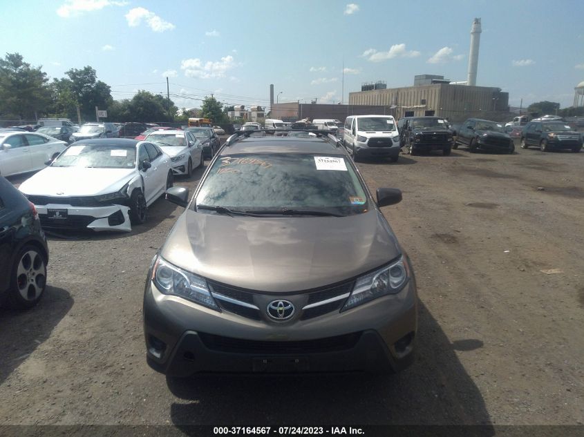 2015 TOYOTA RAV4 LE - JTMBFREV1FD160986
