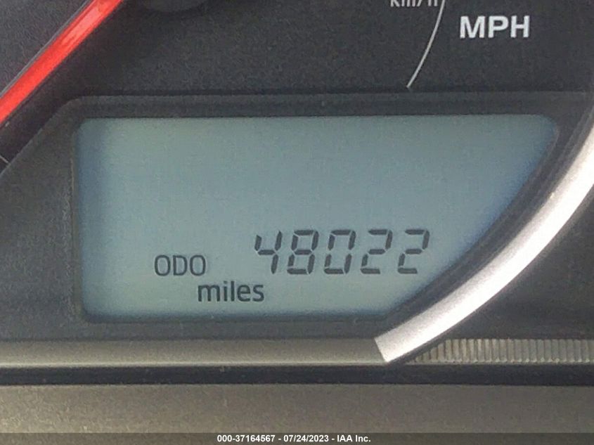 2015 TOYOTA RAV4 LE - JTMBFREV1FD160986