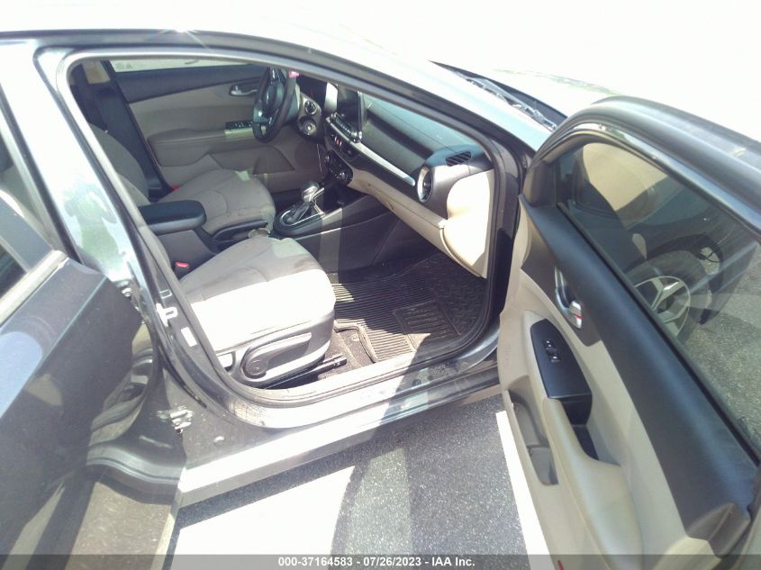 2019 KIA FORTE LXS - 3KPF24AD5KE115295