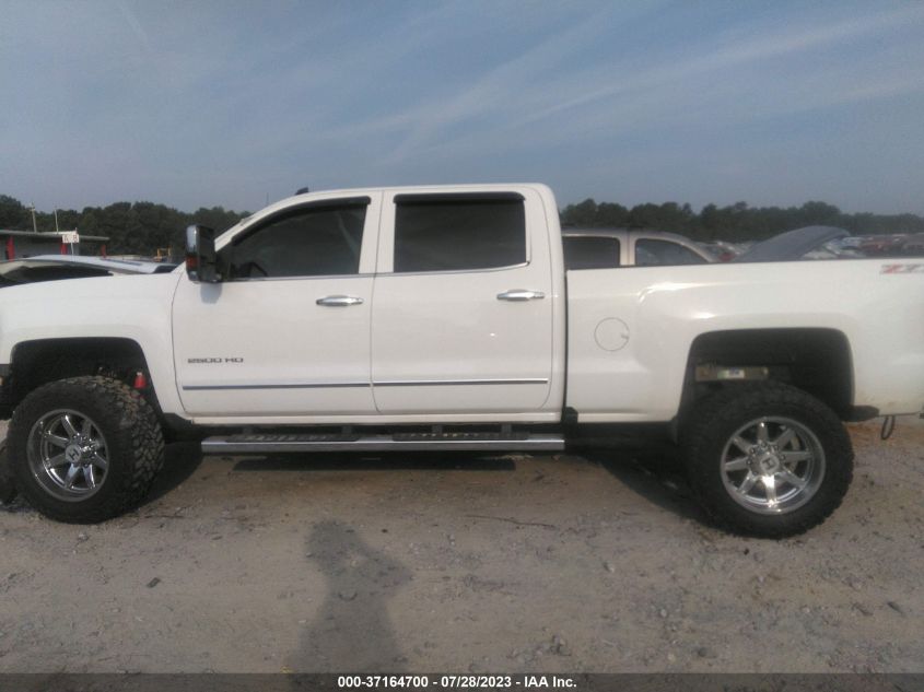 2016 CHEVROLET SILVERADO 2500HD LTZ - 1GC1KWE82GF237600