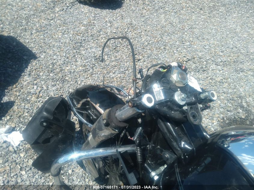 2008 HARLEY-DAVIDSON FLHTCUI - 1HD1FC4108Y682445
