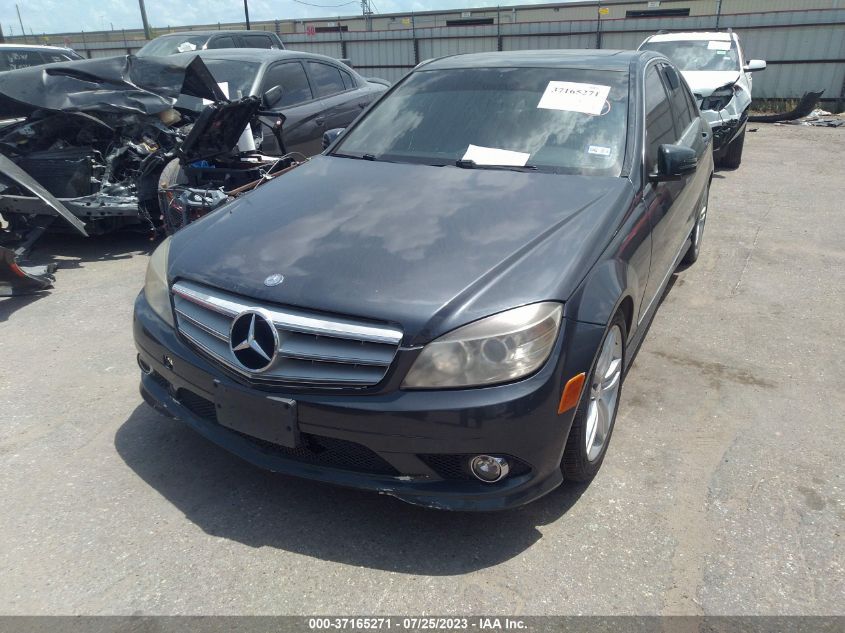 2013 MERCEDES-BENZ C 250 SPORT/LUXURY WDDGF4HB6DR291492