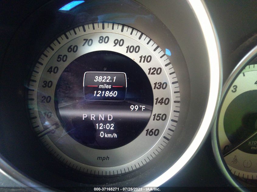 2013 MERCEDES-BENZ C 250 SPORT/LUXURY WDDGF4HB6DR291492