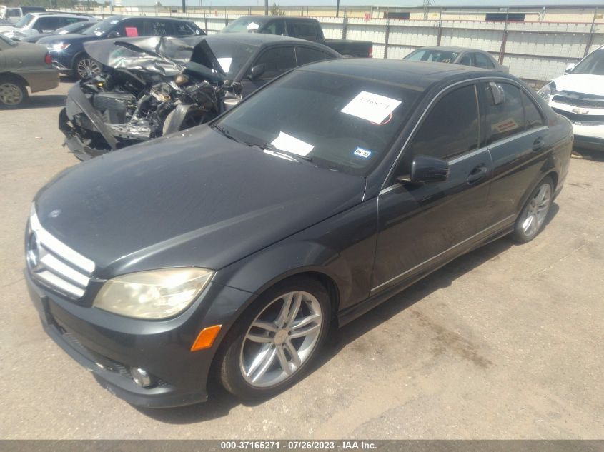 2013 MERCEDES-BENZ C 250 SPORT/LUXURY WDDGF4HB6DR291492