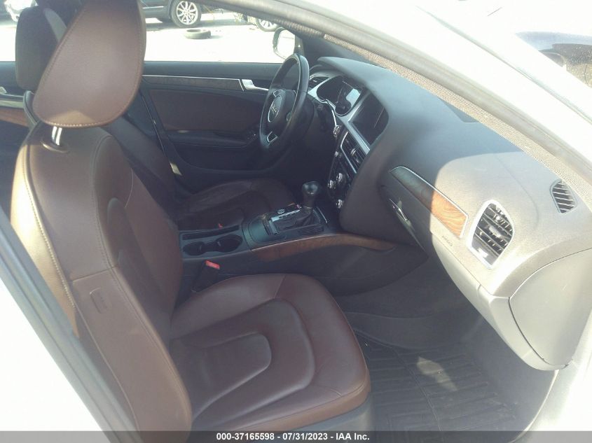 2016 AUDI A4 PREMIUM - WAUAFAFLXGN011253