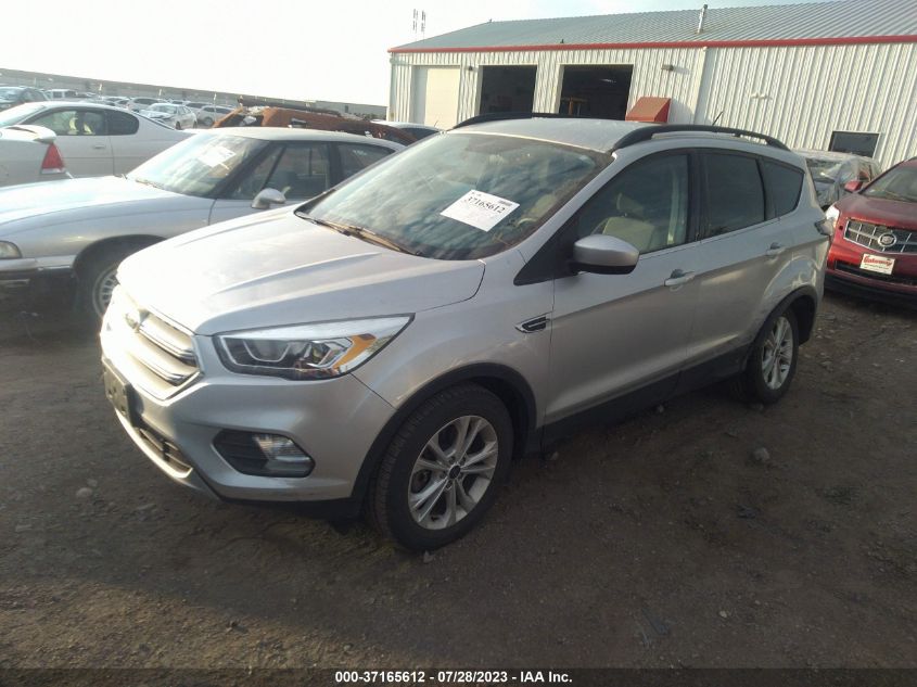 2017 FORD ESCAPE SE - 1FMCU9GD0HUB00940