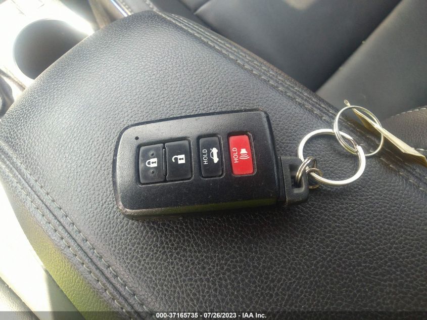 2017 TOYOTA COROLLA L/LE/XLE/SE/XSE - 2T1BURHE9HC821827