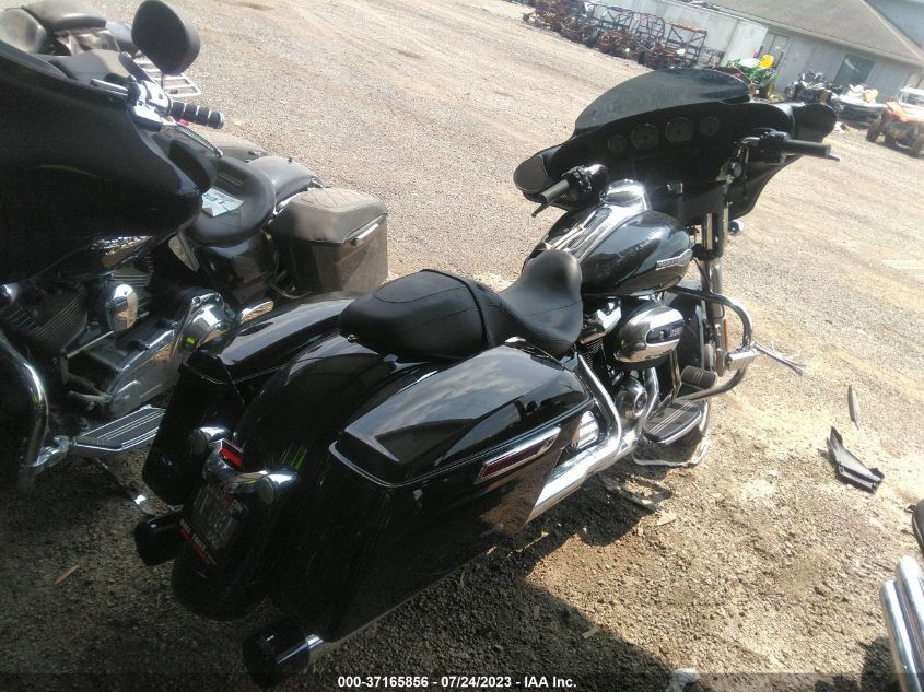 2023 HARLEY-DAVIDSON FLHX - 1HD1KBC1XPB615148