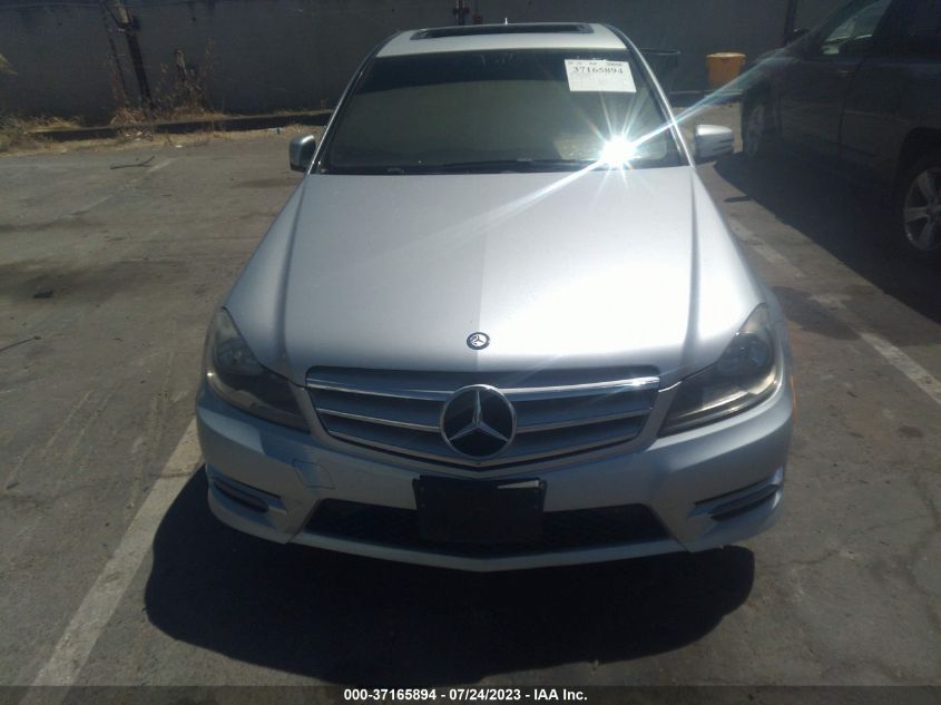 2013 MERCEDES-BENZ C-CLASS C 250 LUXURY - WDDGF4HB9DG123535