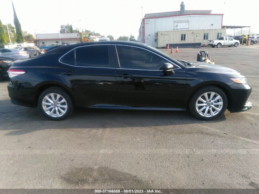 2018 TOYOTA CAMRY LE/SE/XLE/L - 4T1B11HK9JU501539