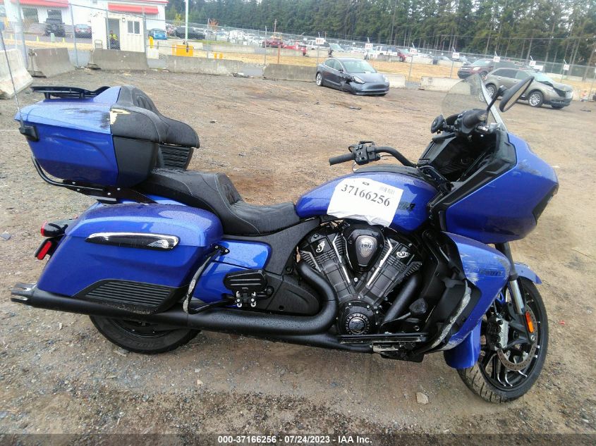 2022 INDIAN MOTORCYCLE CO. PURSUIT DARK HORSE WITH PREMIUM 56KLDFRR6N3404023