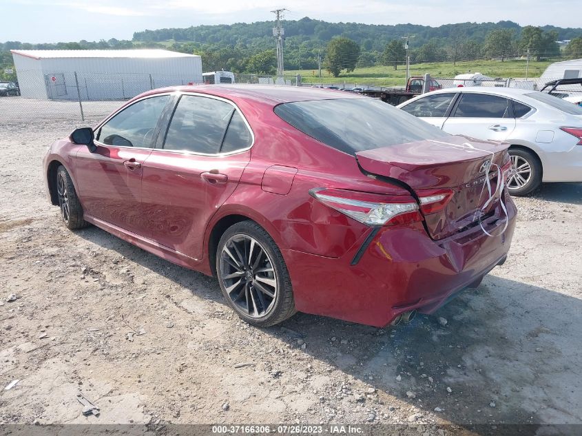 2018 TOYOTA CAMRY XSE - 4T1B61HK0JU579211