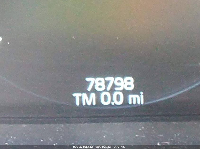 2016 VOLVO XC90 T5 MOMENTUM - YV4102XK5G1082087