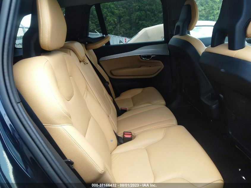 2016 VOLVO XC90 T5 MOMENTUM - YV4102XK5G1082087