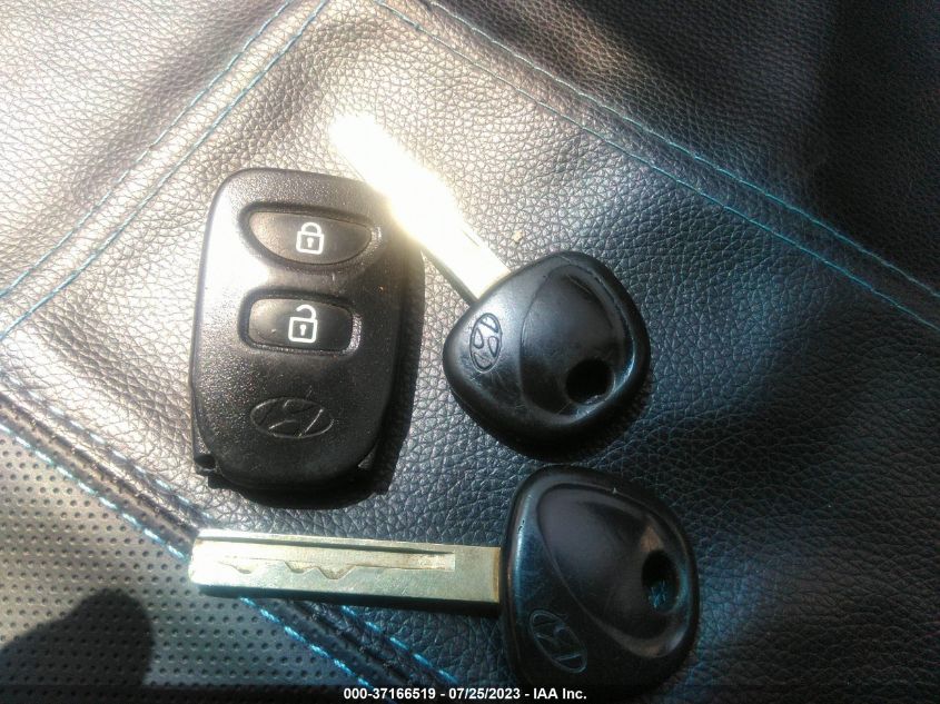 2016 HYUNDAI ACCENT SE - KMHCT4AE9GU130301