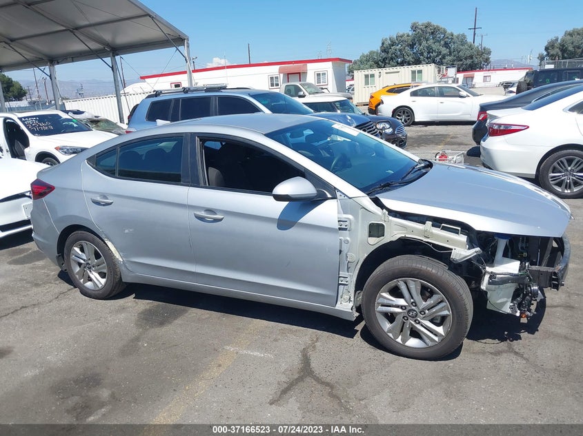VIN KMHD84LF5LU085637 2020 HYUNDAI ELANTRA SEL