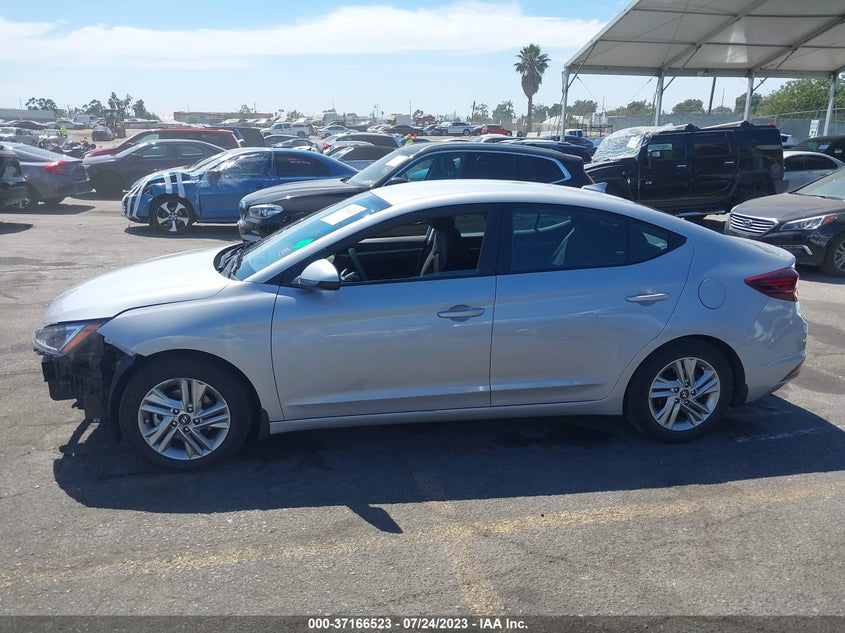 VIN KMHD84LF5LU085637 2020 HYUNDAI ELANTRA SEL