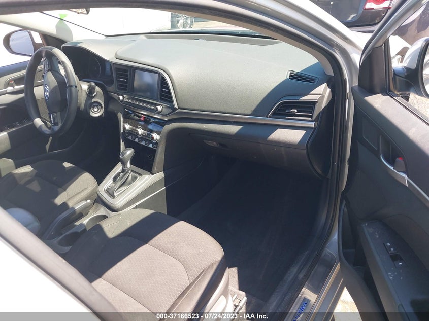 VIN KMHD84LF5LU085637 2020 HYUNDAI ELANTRA SEL