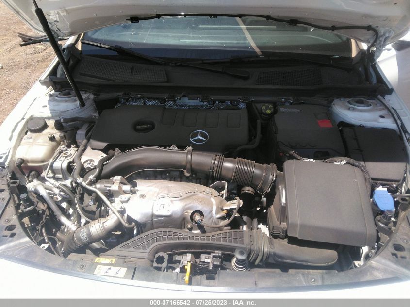 2022 MERCEDES-BENZ A-CLASS A 220 - W1K3G4EB3NJ365645