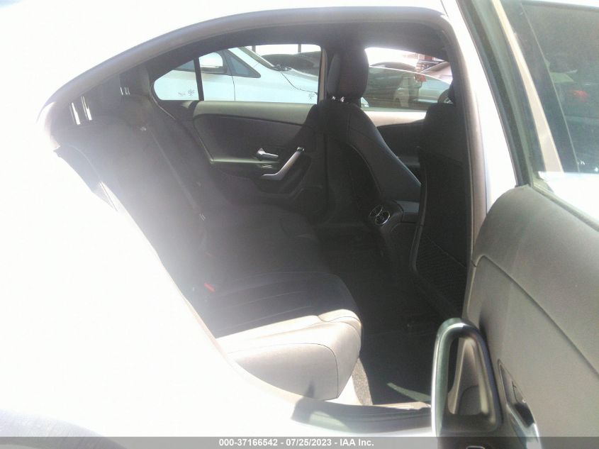 2022 MERCEDES-BENZ A-CLASS A 220 - W1K3G4EB3NJ365645