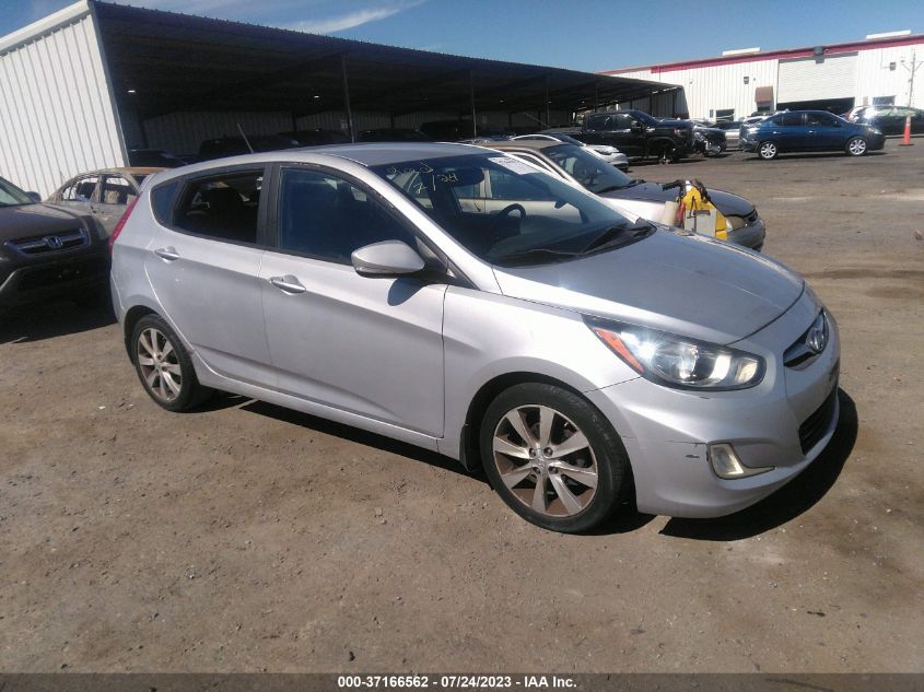2013 HYUNDAI ACCENT SE - KMHCU5AE2DU112057