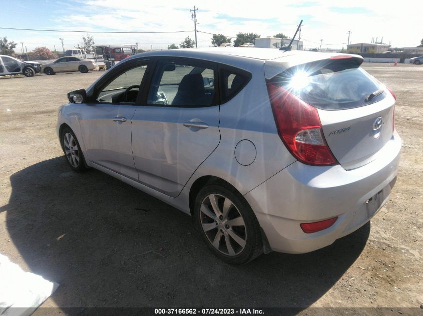 2013 HYUNDAI ACCENT SE - KMHCU5AE2DU112057
