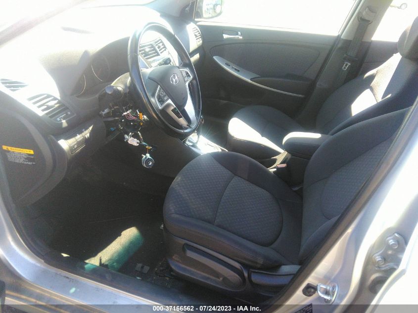 2013 HYUNDAI ACCENT SE - KMHCU5AE2DU112057