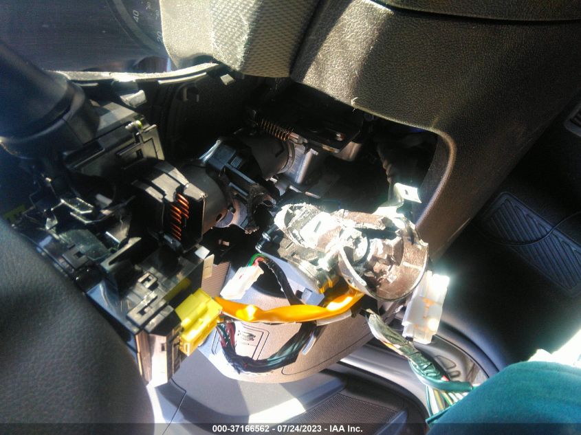 2013 HYUNDAI ACCENT SE - KMHCU5AE2DU112057