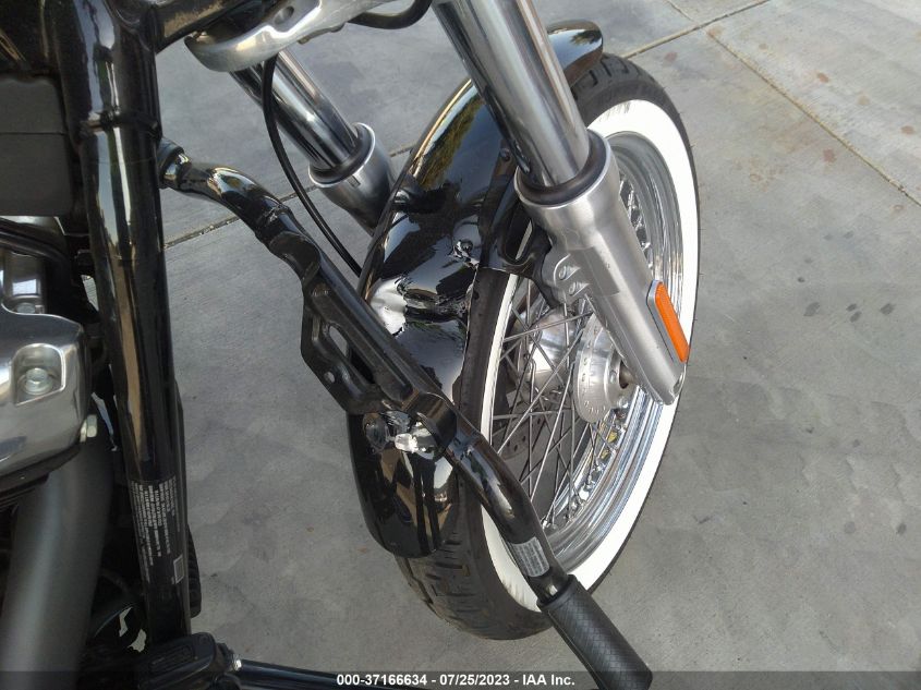 2020 HARLEY-DAVIDSON FXST 1HD1BVJ26LB076633