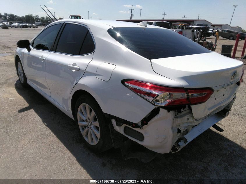 2020 TOYOTA CAMRY LE - 4T1C11AK5LU937886