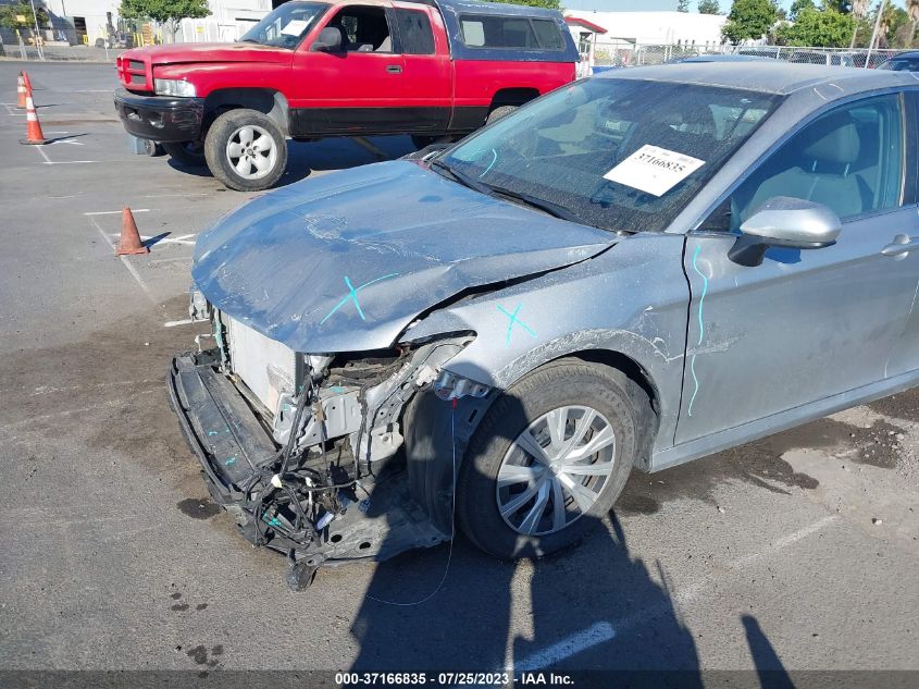 2022 TOYOTA CAMRY LE - 4T1C31AK4NU589768
