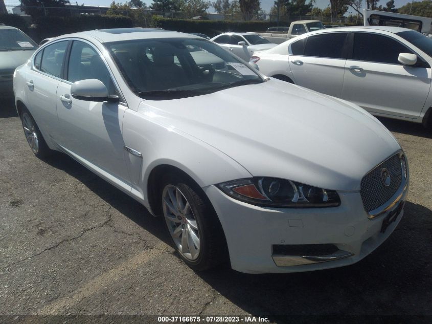 2015 JAGUAR XF I4 T PREMIUM - SAJWA0FS7FPU88610