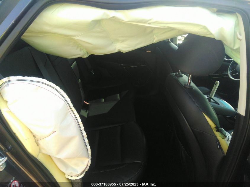 2017 KIA CADENZA PREMIUM KNALB4J17H5067566
