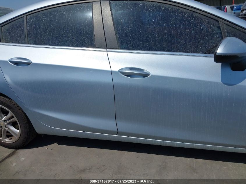 2018 CHEVROLET CRUZE LT - 1G1BE5SM2J7133917