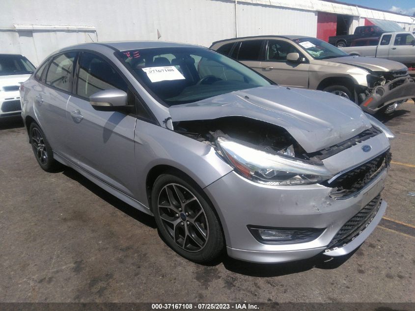 2015 FORD FOCUS SE - 1FADP3F26FL222482