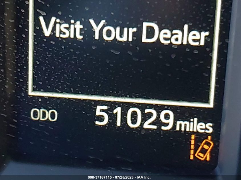 2018 TOYOTA RAV4 LE - JTMBFREV2JJ259990