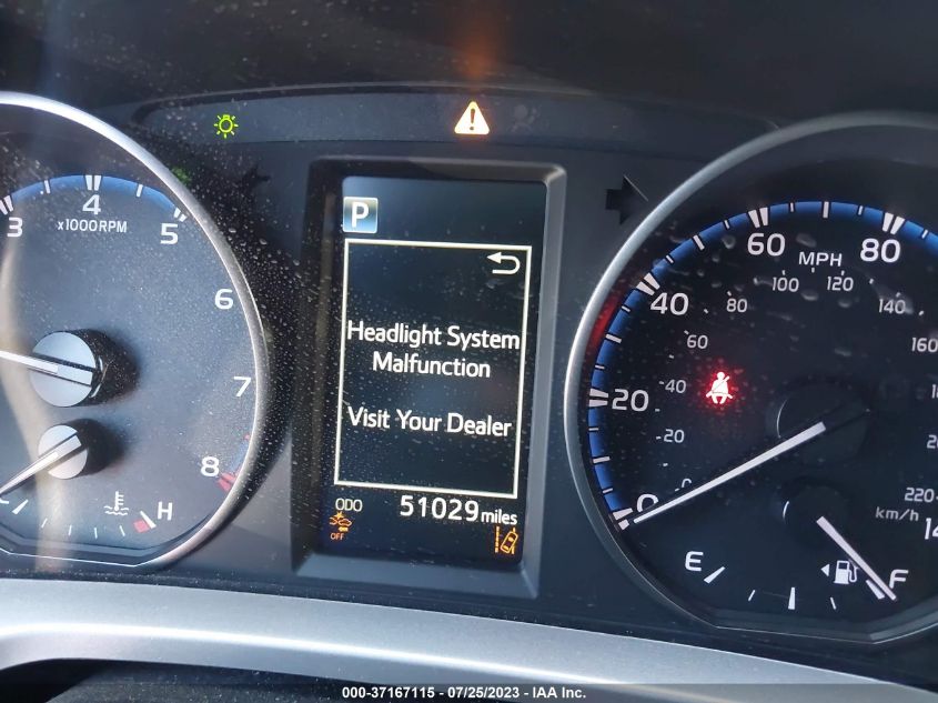 2018 TOYOTA RAV4 LE - JTMBFREV2JJ259990