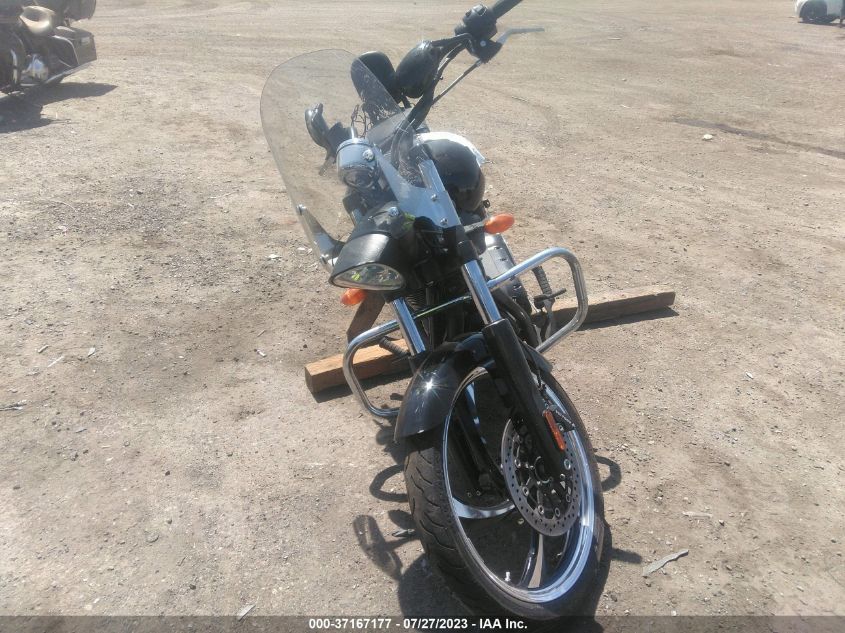 2011 VICTORY MOTORCYCLES VEGAS 8-BALL - 5VPGA36N0B3007551
